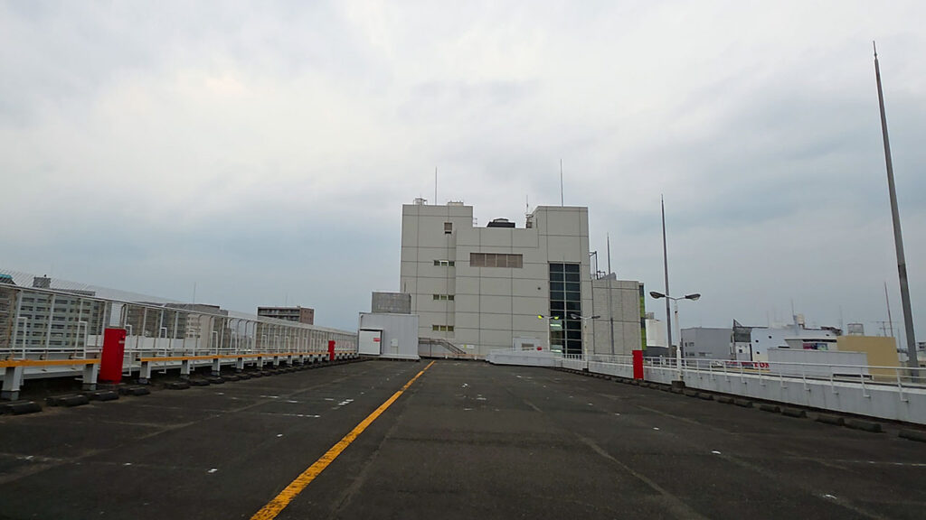 まちだターミナルパーキング屋上階 RF駐車スペース