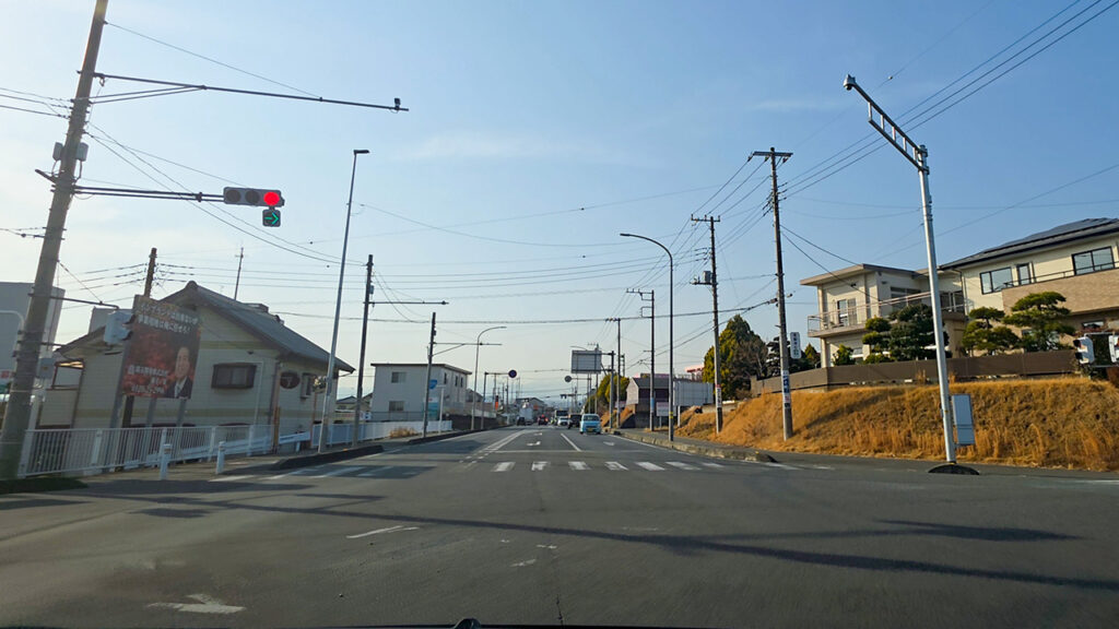 喜楽里別邸 駐車場入口までの走行ルート起点（埼玉開発株式会社の看板付近）