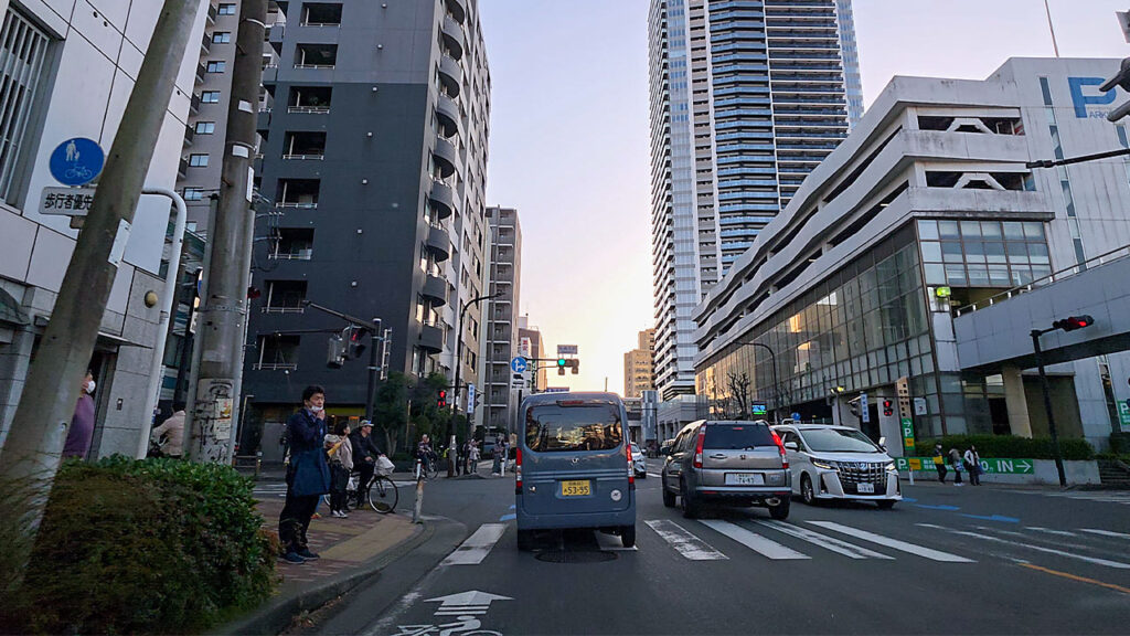 相模大野交差点 駅前エリアの交通状況