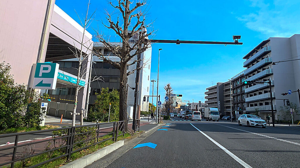 ニトリ 川崎元木店 駐車場入口の案内表示