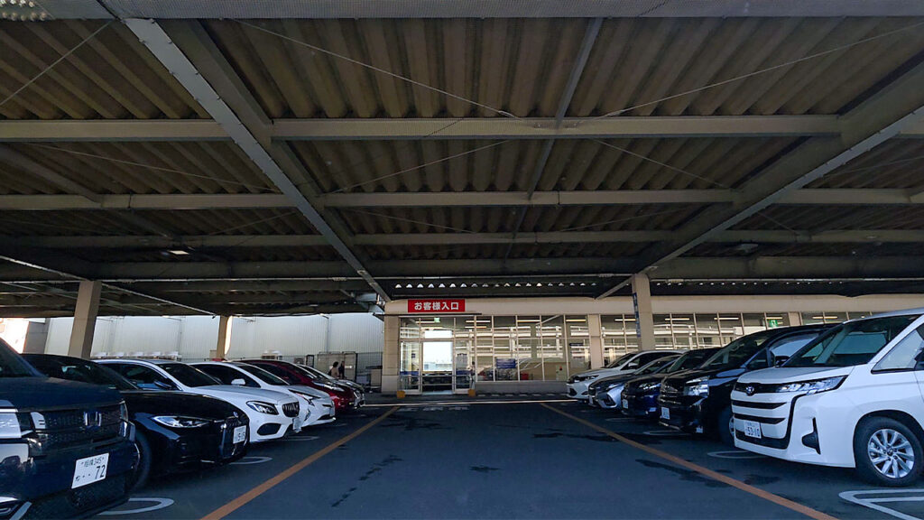 りんかんモール店 屋上駐車場入口の駐車位置付近