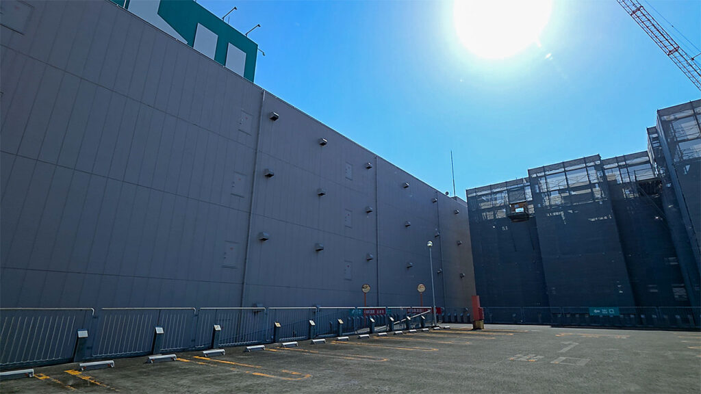 ニトリ 南町田店 駐車場入口RF屋上階の駐車スペース付近